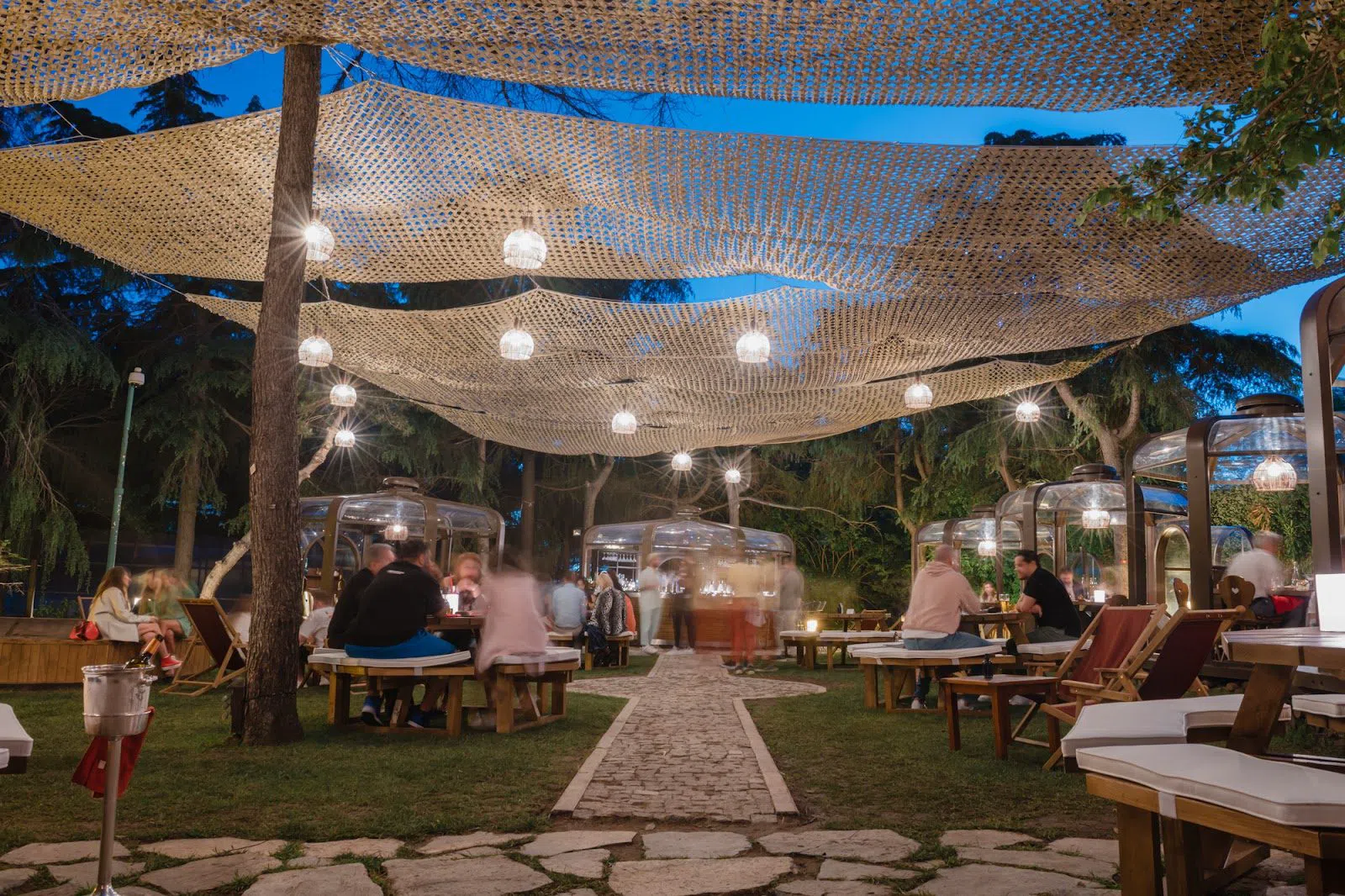 Swissotel The Bosphorus — Chalet Garden, Istanbul