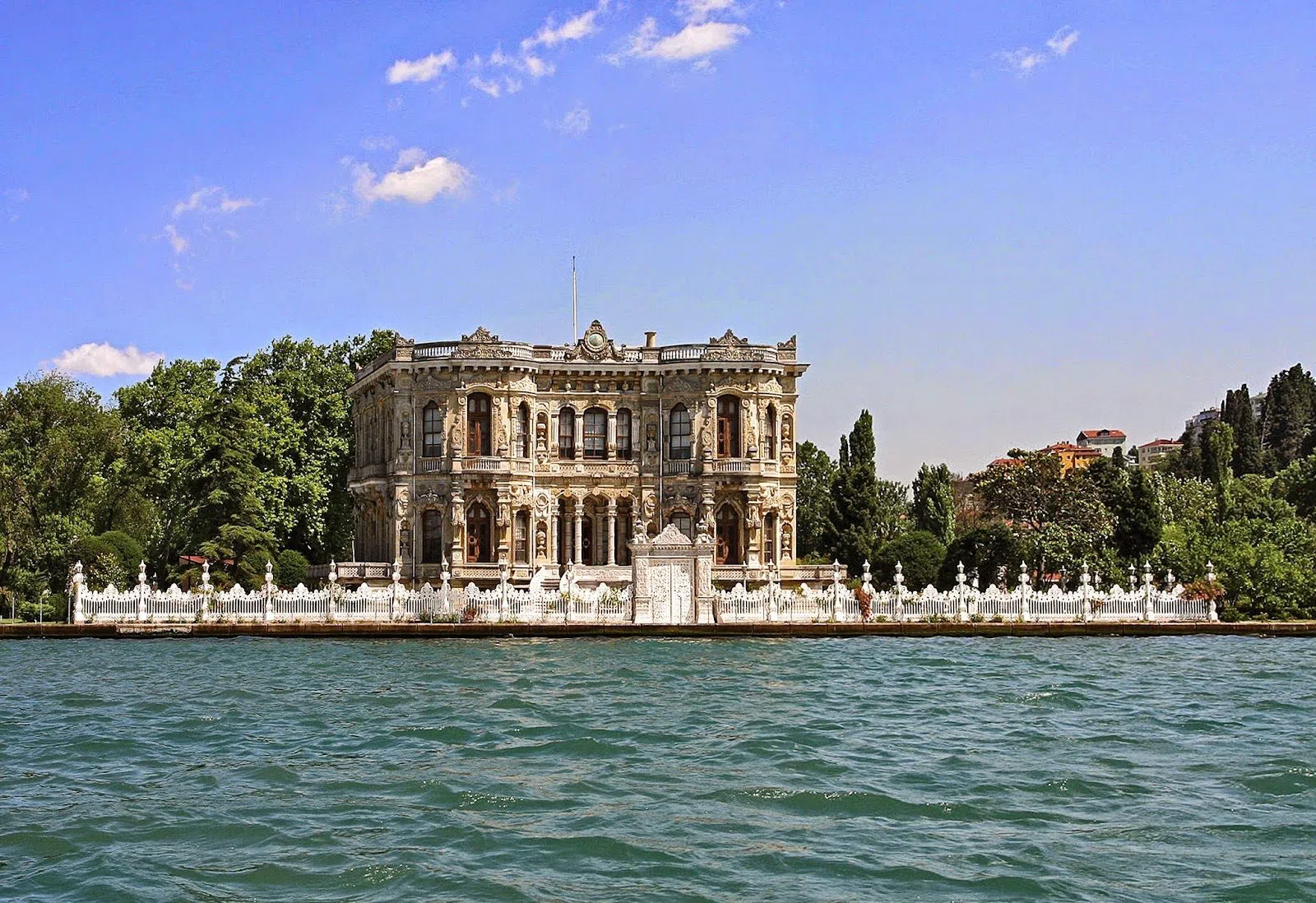 Küçüksu Pavilion (Küçüksu Kasrı), Istanbul
